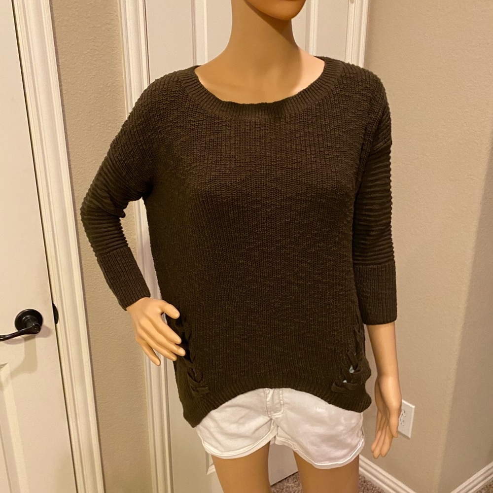 EXPRESS Dark Green High/Low Sweater 3/4 Sleeves